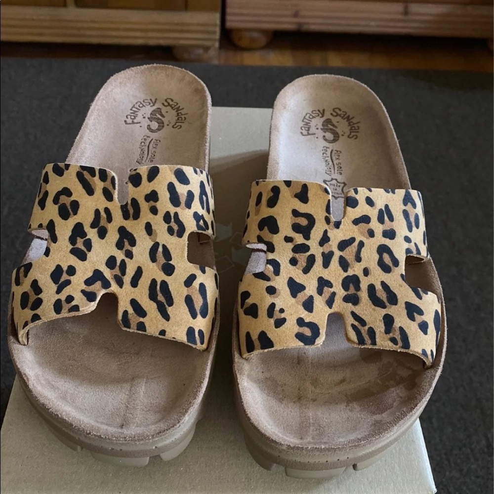 Fantasy Sandals - Picture 2 of 11